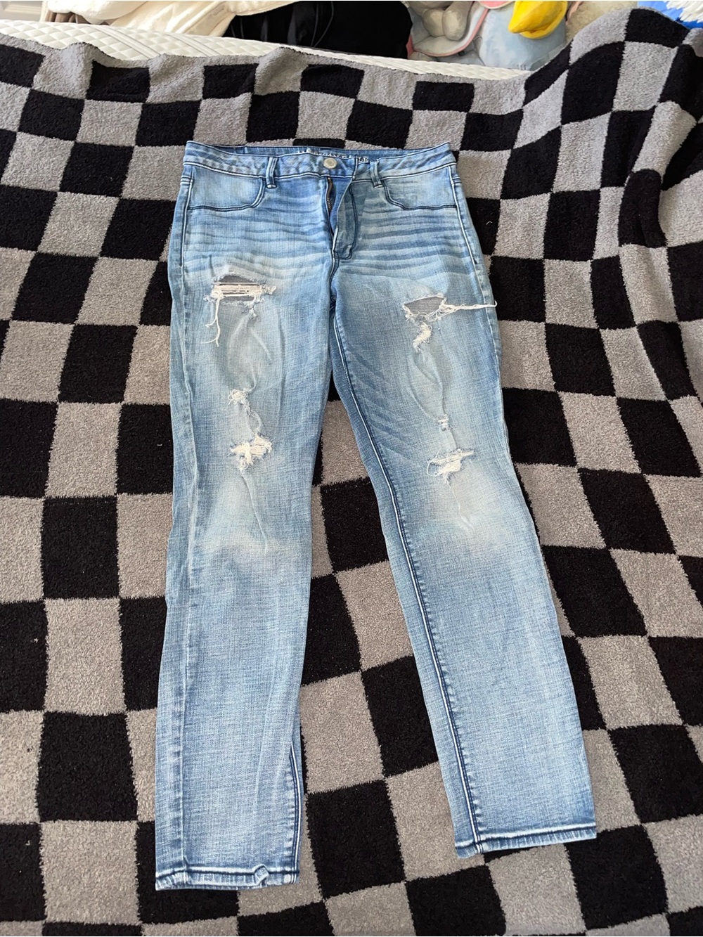 American Eagle Outfitters Light Blue Distressed High-Rise Skinny Jeans
